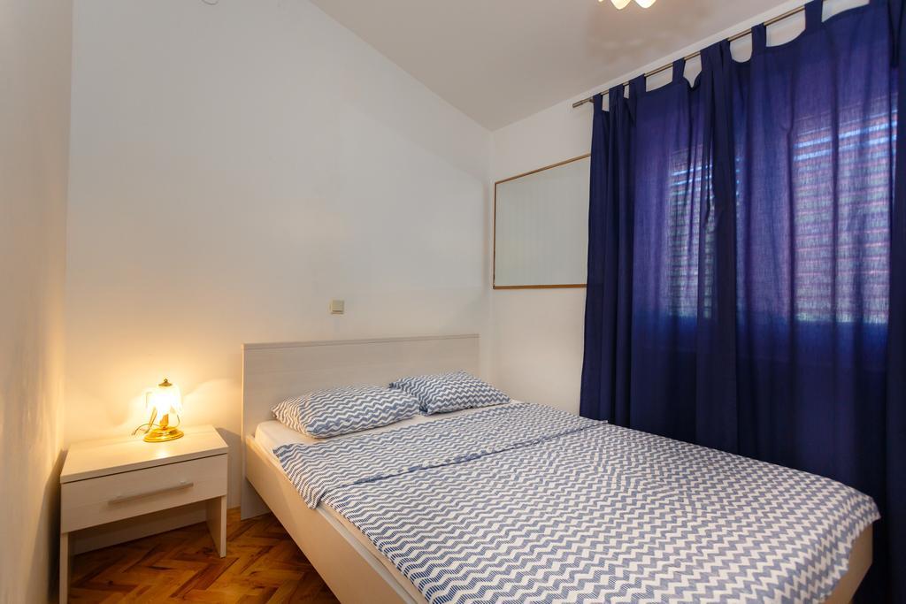 Apartment Hudan Malinska Eksteriør bilde